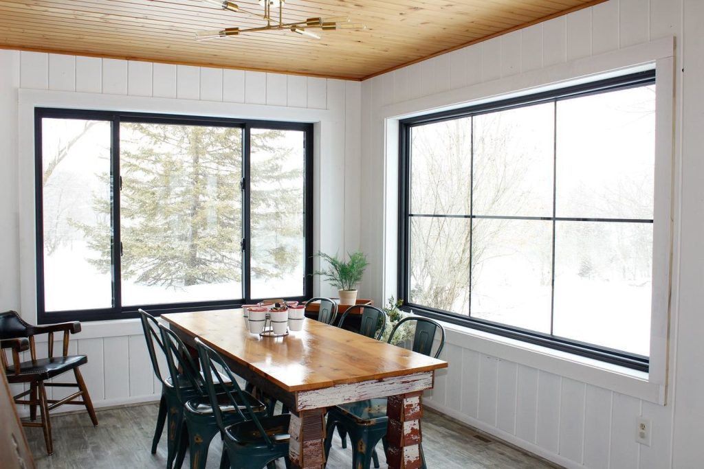 Here Are the 5 Best Windows for Farmhouse Style Homes